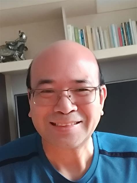 O Balanço da Pena: o veredito de um anúbis moderno.