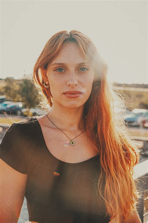 PHOTOSHOOT C/ BEATRIZ PEREIRA on Behance