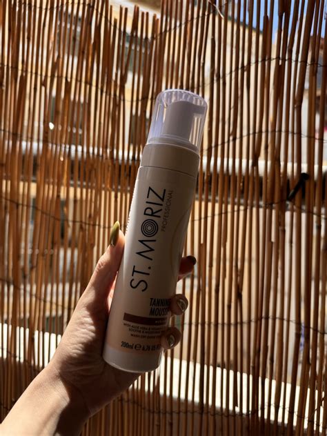 The Ultimate Clean Girl Glow: St. Moriz Self Tan Mousse (Medium) Review