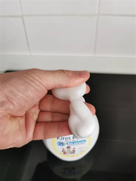 foaming soap dispensers   work   benefits