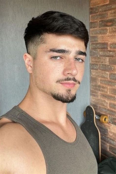 beard styles  face shape choose groom maintain