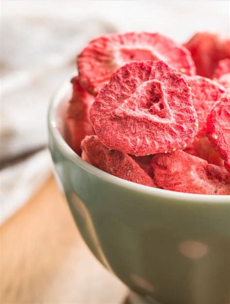 17 Freeze Dried Fruit Ideas - Make Overnight Oats
