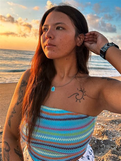 𝒩𝒾𝓀𝓀𝒾 🌺 (@nikkitheasian) • Instagram photos and videos