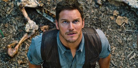 New Jurassic World Images Featuring Chris Pratt and Bryce Dallas Howard