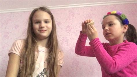 Игры с подругой Викой. - YouTube