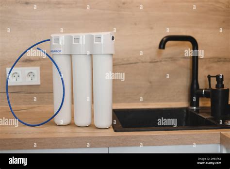 Household water purification system. Three-stage water treatment and ...