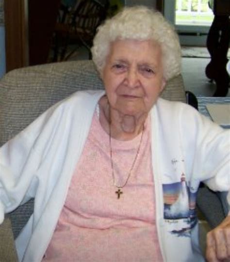 Obituary for Frances Ruth (Mohr) Weatherholt | McCoy-Moore Funeral Home Inc.