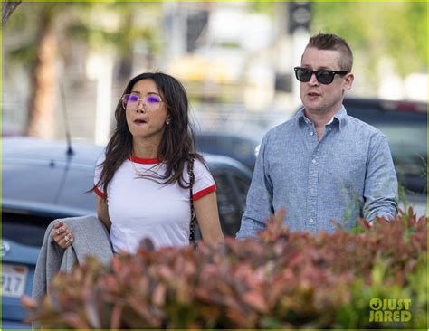 Macaulay Culkin & Brenda Song Seen Taking A Stroll Together In A Rare ...