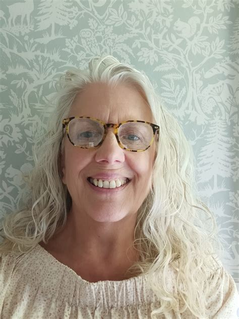 Facebook Singles Dating Over 60 ️ ️😍 | Hello everyone! My name is Ruth
