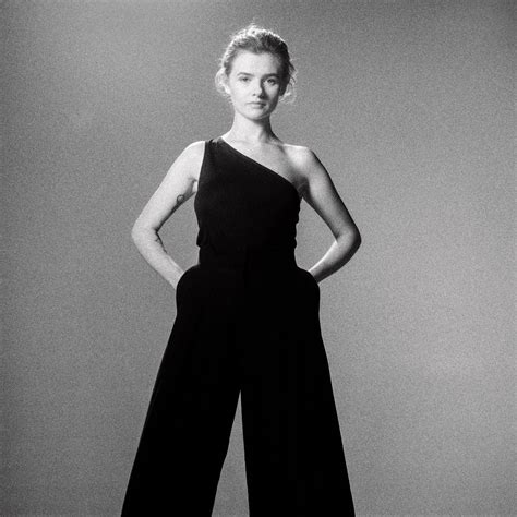 Rosie Carney: Bare (LP) – jpc.de