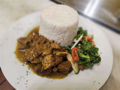 876 Caribbean Eatery