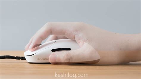 ZOWIE EC3-CWレビュー：電波干渉に強いプロ向けマウス。割り切った仕様に価値を感じる人向け | けしろぐ
