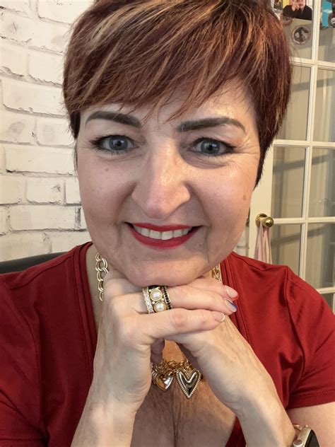 📰🎄 Extra! Extra! Read all about it! This coming holiday season is