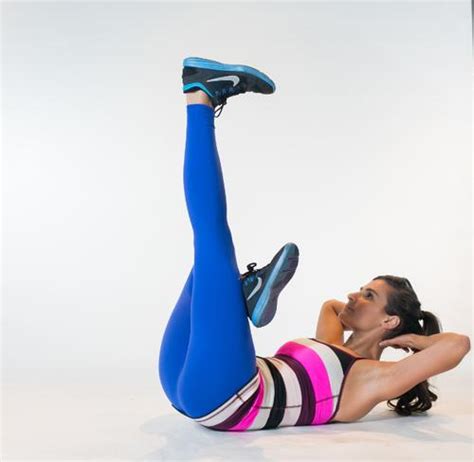 3 Crunch Variations You've Never Tried For Sculpted Abs