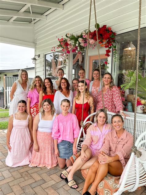 Avondale Gardens -... - Avondale Gardens - Gracemere Nursery
