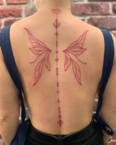 Tatuagem Costa Feminina