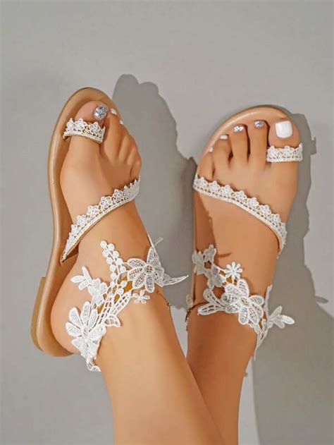 Women White Toe Ring Ankle Strap Sandals, Floral Guipure Lace Decor Toe ...