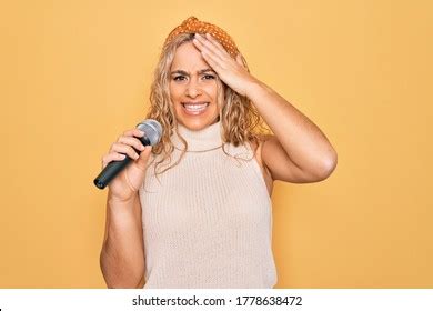 2,614 Singer Sad Images, Stock Photos, 3D objects, & Vectors | Shutterstock