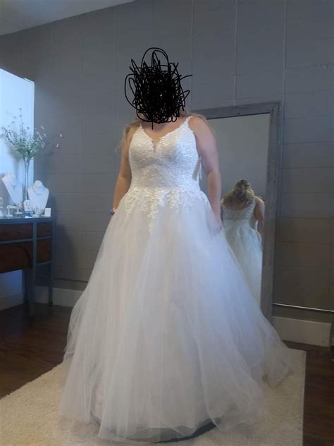 Alana Rose New Wedding Dress Save 20% - Stillwhite