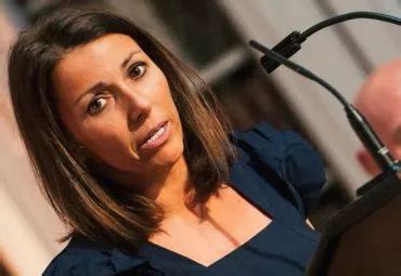 gill smith named  editor scottish sun news uk