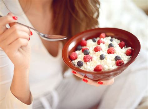 8 Surprising Cottage Cheese Benefits—Backed by Science