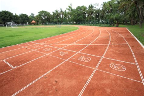 mulai jalur  hingga  lintasan lari foto stok  gambar