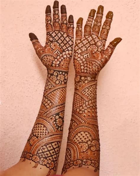 Karva Chauth Special Mehndi Designs Ideas - 2023