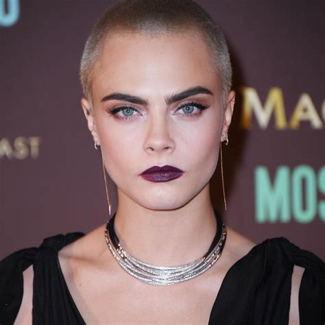 Hottest Women Celebrity's Beauty Secrets: Dermatologist Approved Tips Image 5