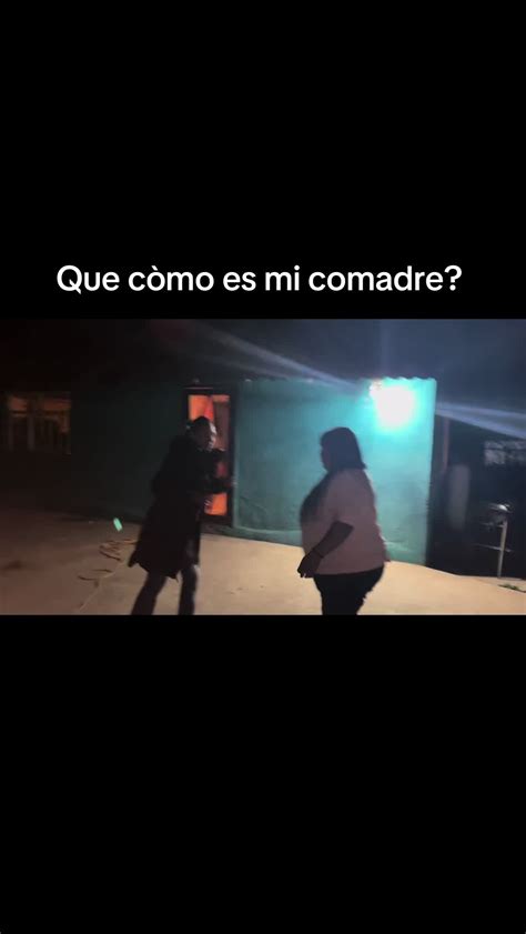 Mi Comadre Carola: Humor y Amistad | TikTok
