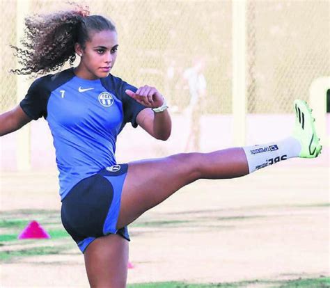 In der Vorbereitung mit den Frauen des FC Zürich: Alayah Pilgrim. Bild