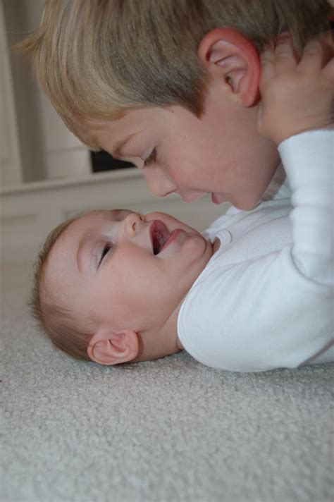 The Wollen Kids: Cuddling Gabey