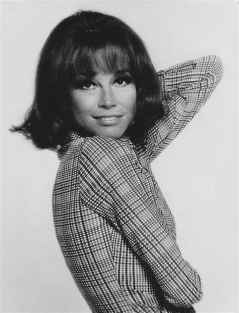 Mary Tyler Moore Measurements