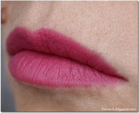 Помады Avon Матовый идеал : Review / Обзор