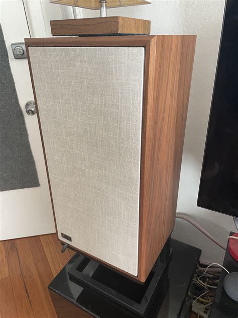 KLH Model 5 + stands - Stereo, Home Cinema, Headphones Components ...