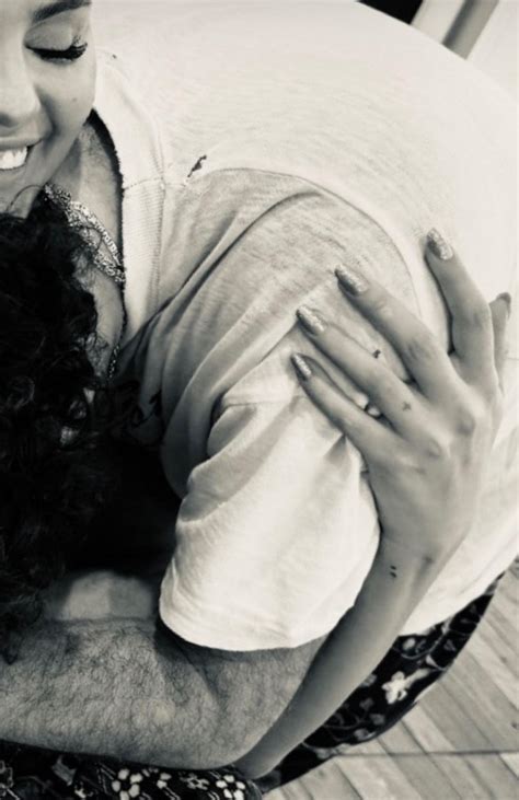 Selena Gomez Flaunts Full Public PDA With Beau Benny Blanco [PHOTOS]