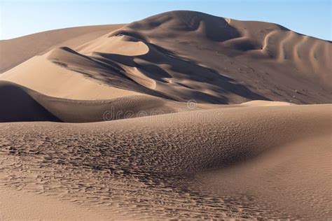 The Shape of Sand Dunes in Lut Desert Stock Image - Image of sand ...