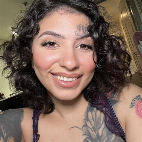 PrincessBabyBratx's Viral Videos: Decoded! Image 9