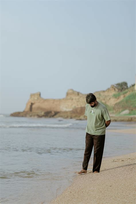 Big Ass Walking On The Beach Photos, Download The BEST Free Big Ass