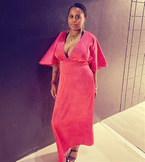 Whitney (@c0smic.empr3ss) • Instagram photos and videos