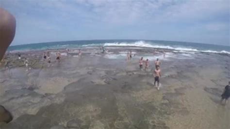 Massive Wave Takes out Beachgoers in Australia - Video | eBaum's World