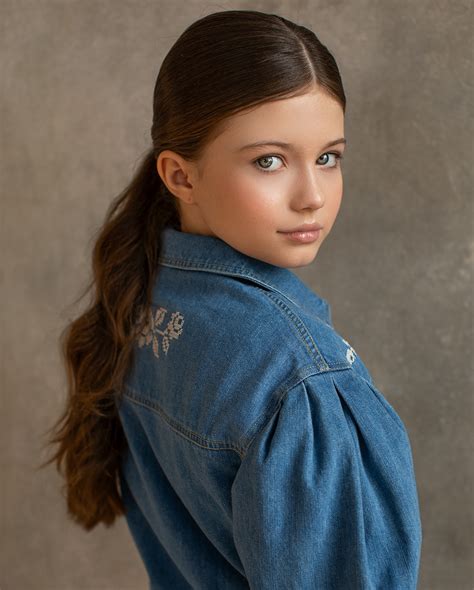 ANGELINA KRETOVA YOUNG RUSSIAN MODEL | Models @top.young.russian.faces