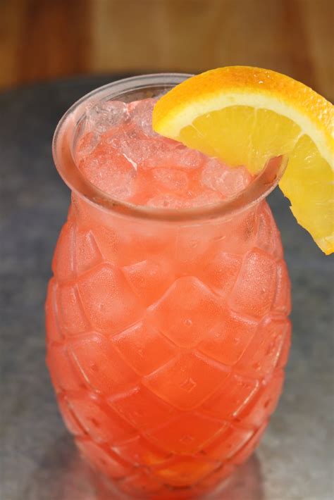 Vodka Party Punch {5 Ingredient Fruit Punch} - Miss in the Kitchen