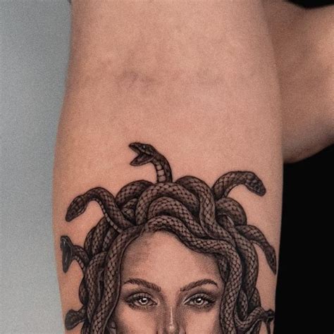 VIC 🥀 on Instagram: "Medusa 🐍 Freehanded scale detail. Thanks Carys! 🖤 ...