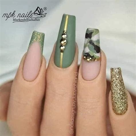 ARMY GREEN NAILS【25+ Beautiful Ideas】💅 【Best of 2023】