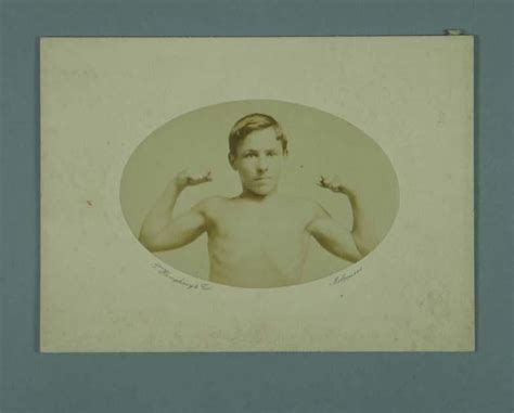 photograph  frank beaurepaire   yrs  mths   yards