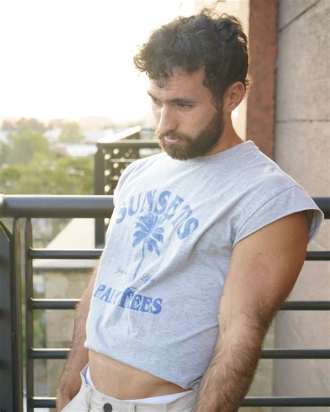 Antonio | The most beautiful sunsets are the ones we share 🌇 Credit