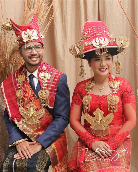 Prewedding Adat Batak Karo | zesyamakeup | Bridestory