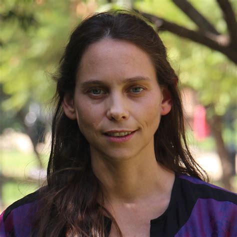 Jo García Psicóloga - "La felicidad es tu naturaleza. No está mal