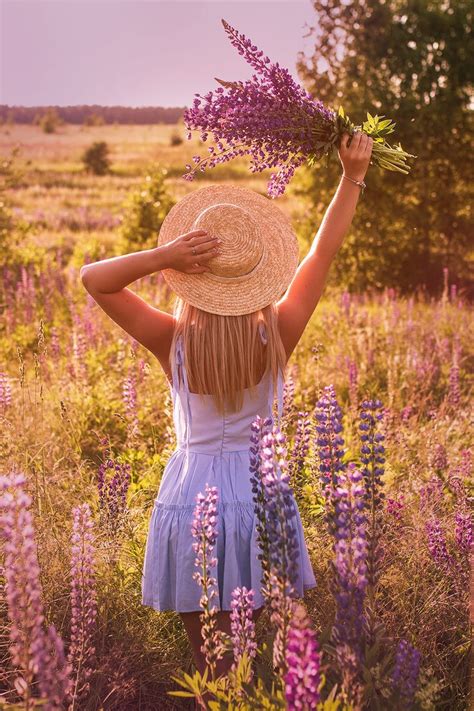 Летняя фотосессия. | Lavender fields photography, Beautiful photoshoot ...