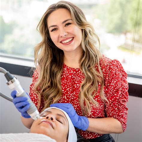 microneedling   neck    march  march  ellemes